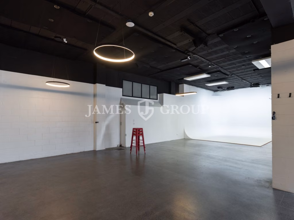 Well Located 328m² Office Space