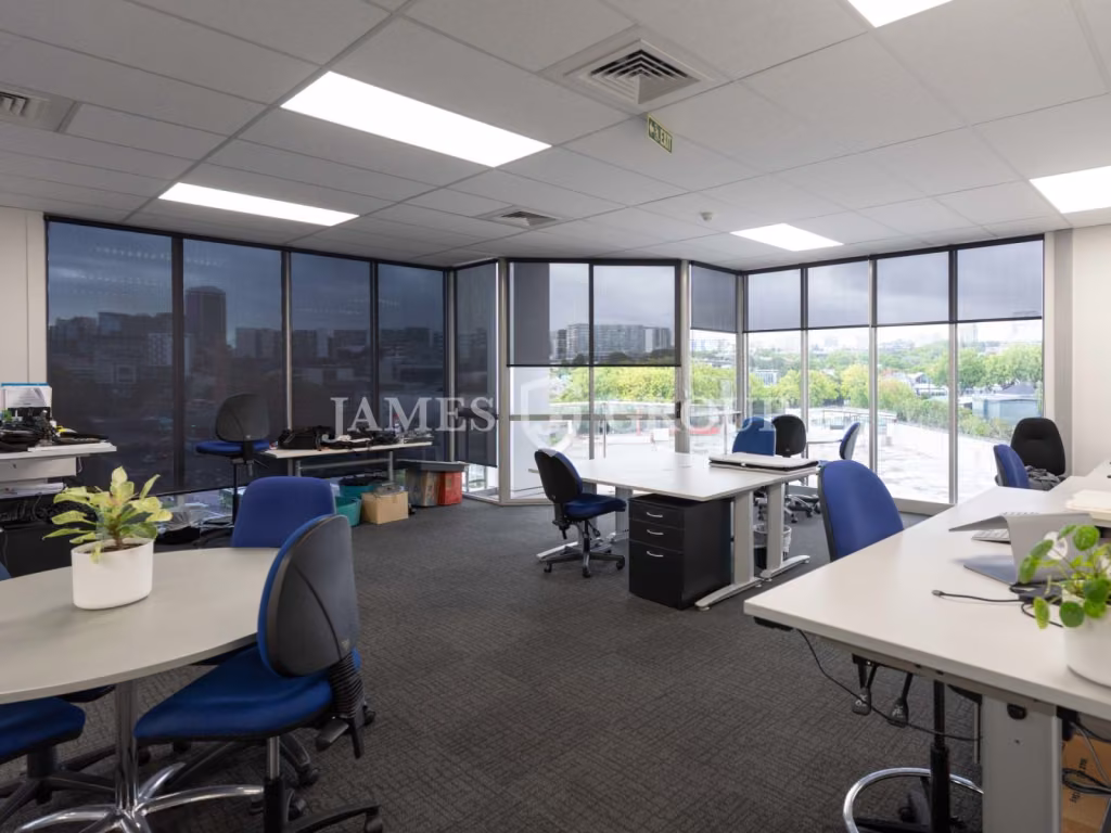 Rare Two-level Opportunity With Profile