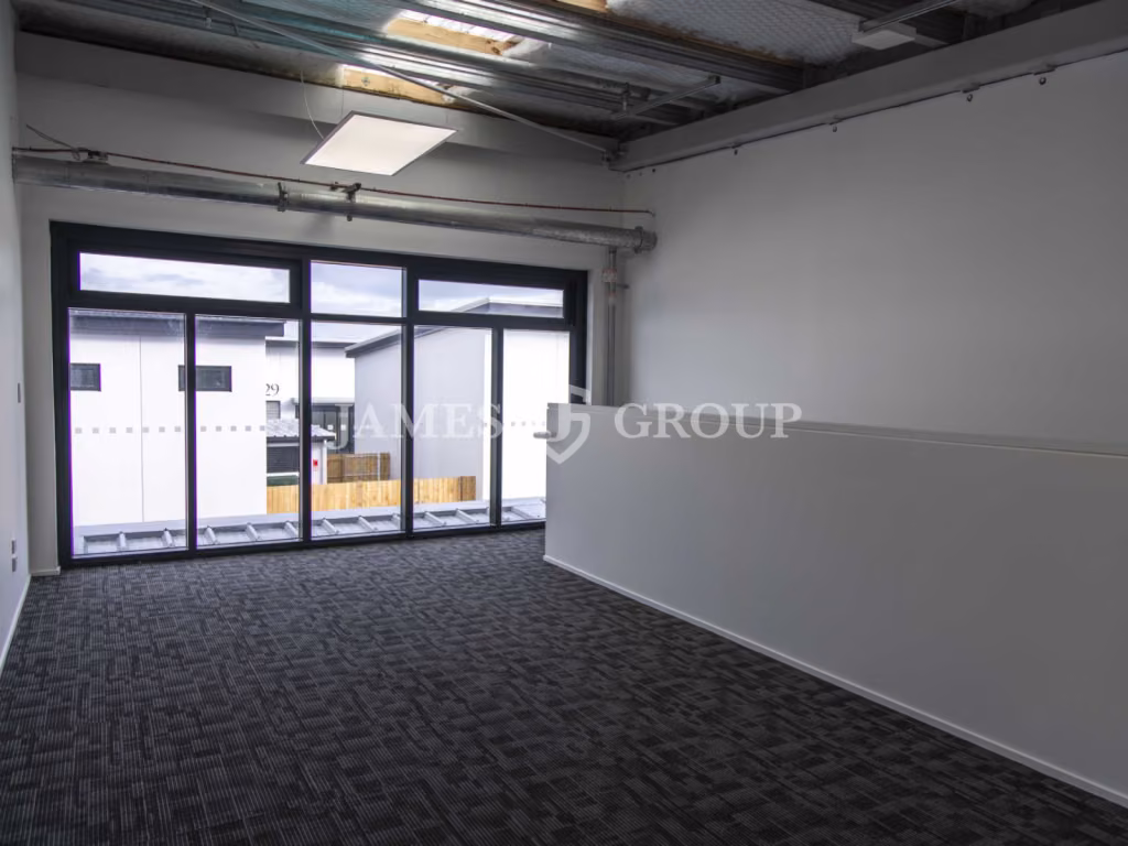 218m² Modern Warehouse