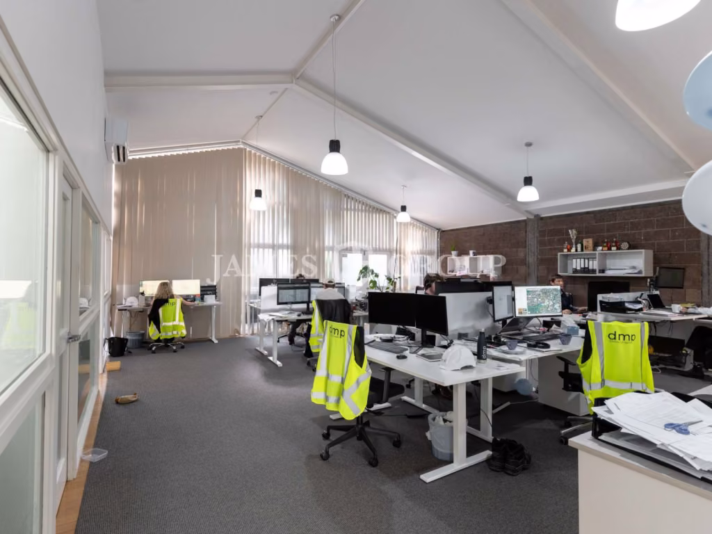 Stunning Eden Terrace Character Office