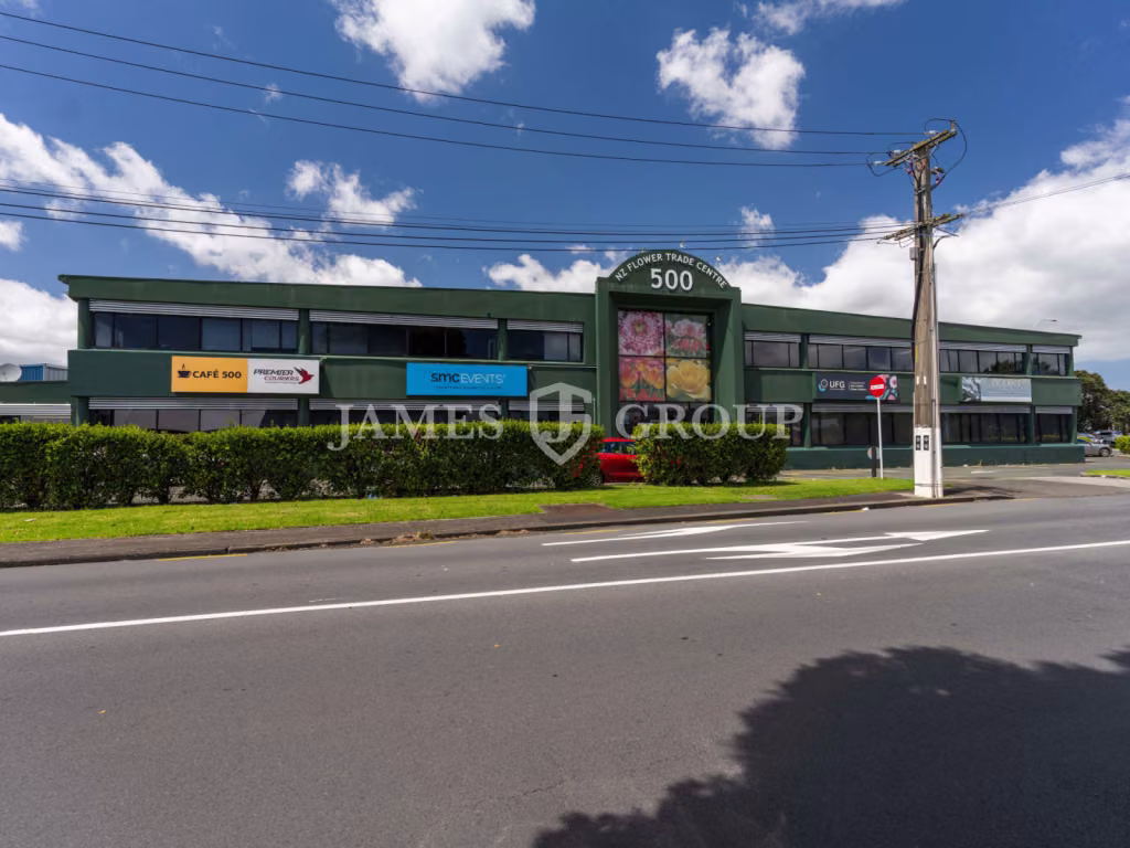 Large Scale Warehouse, Office & Massive Profile