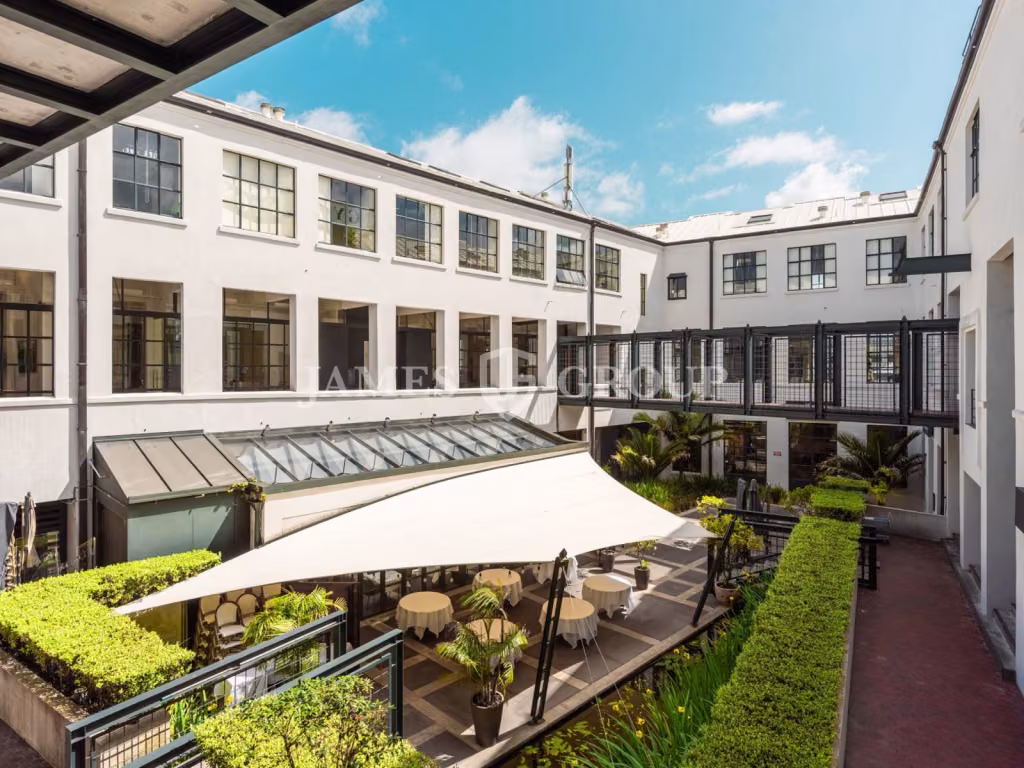Axis Building Charcter Studio | 149m²