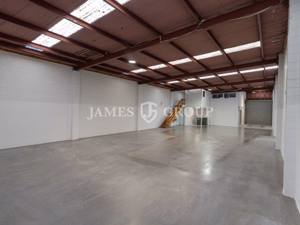 Quality Industrial In Prime Henderson | 400m²
