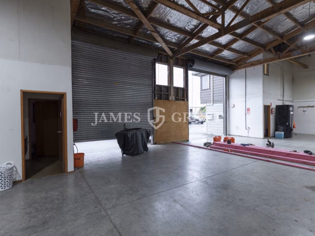 Secure Yard | High Stud | Papakura