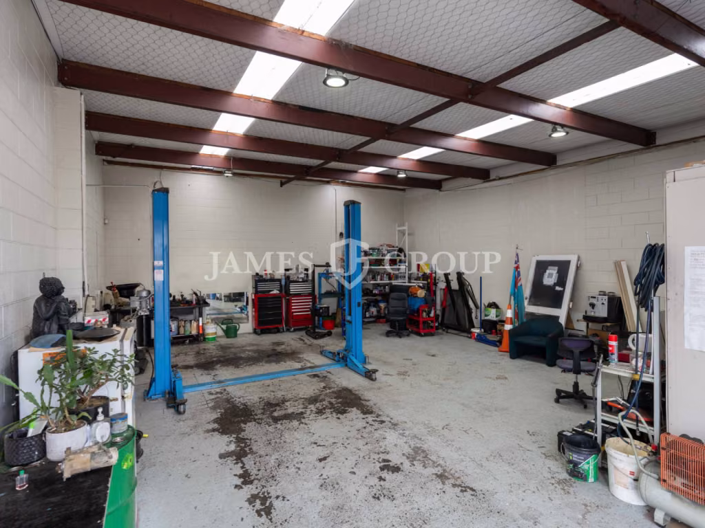 Tenanted Investment With Vacant Option Available