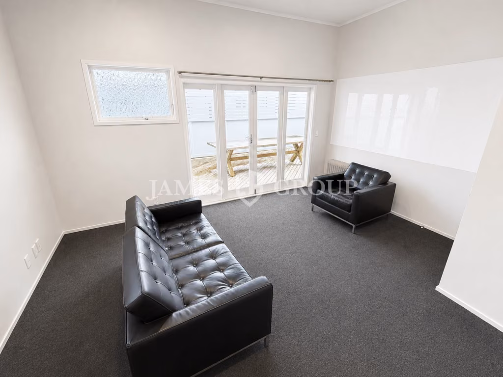 Versatile Ground Floor Office Or Retail