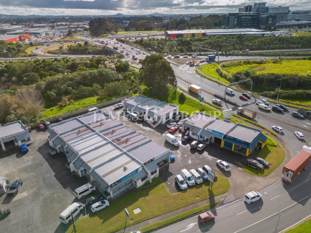 90sqm Wiri Industrial With Large Car Parks