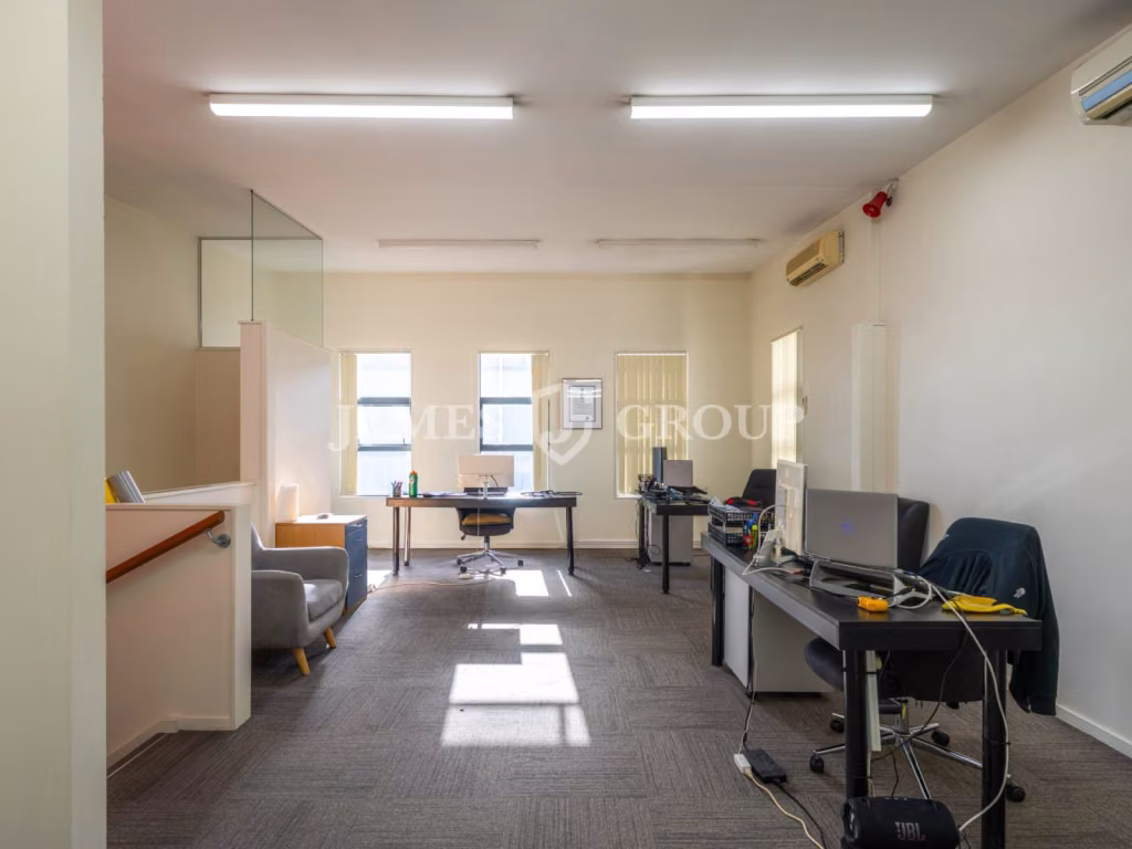 Vacant Possession |tilt-slab Airport Industrial