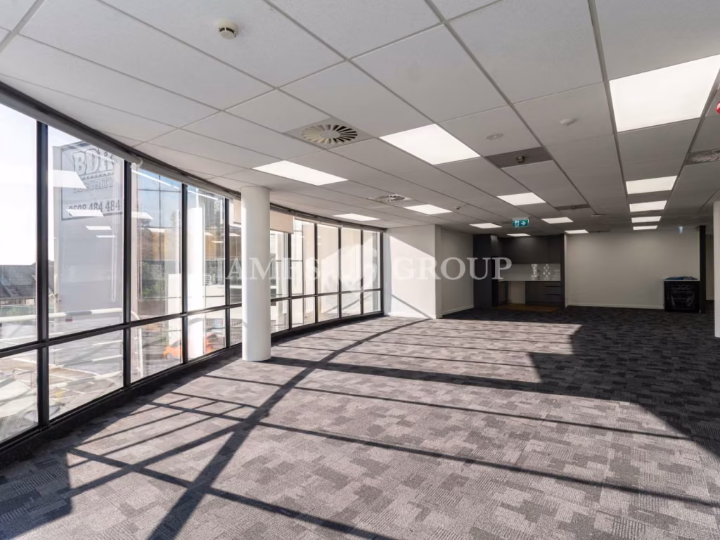 Grafton Office With Ample Rooms
