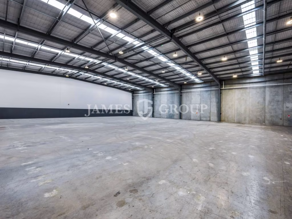 2,048sqm A-grade Warehouse With 1,255sqm Yard