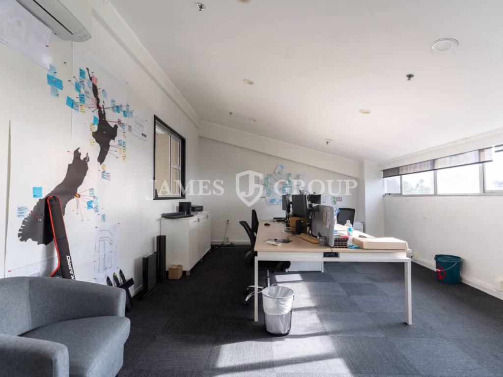 1,122m² Warehouse & Yard | Patiki Road