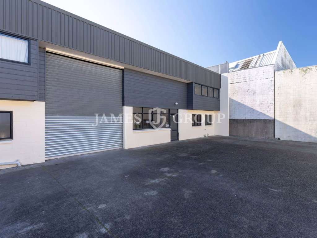 Functional Industrial Unit In Established Avondale