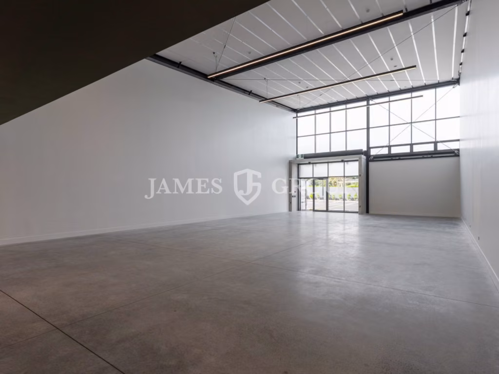 High-exposure Mount Eden Commercial Opportunity