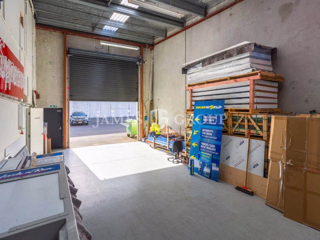 Vacant Possession |tilt-slab Airport Industrial