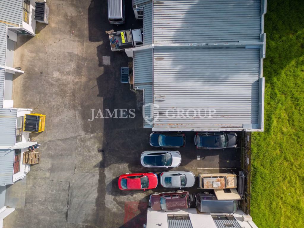 90sqm Wiri Industrial With Large Car Parks