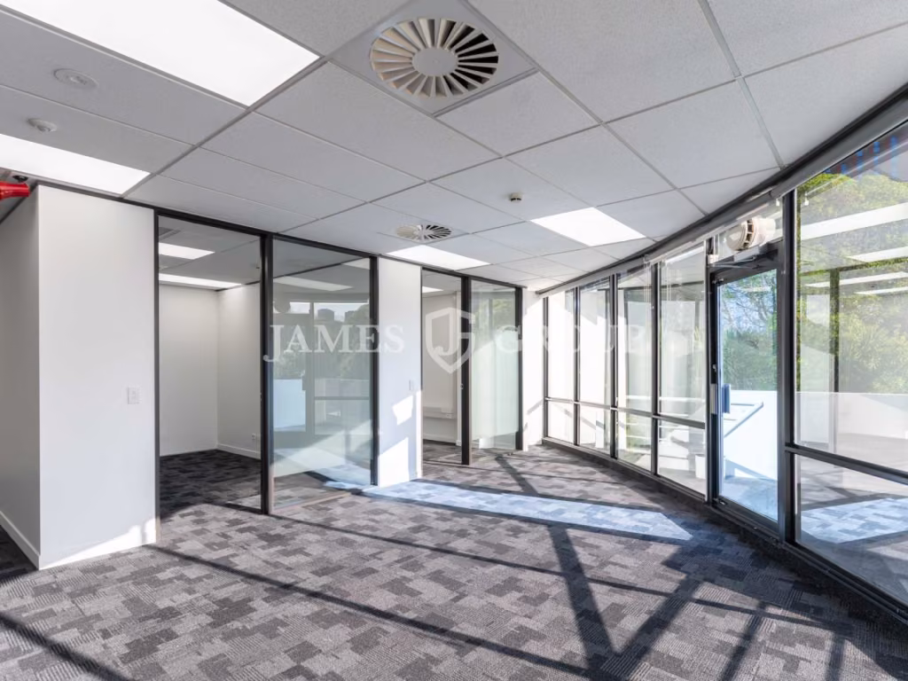 Grafton Office With Ample Rooms