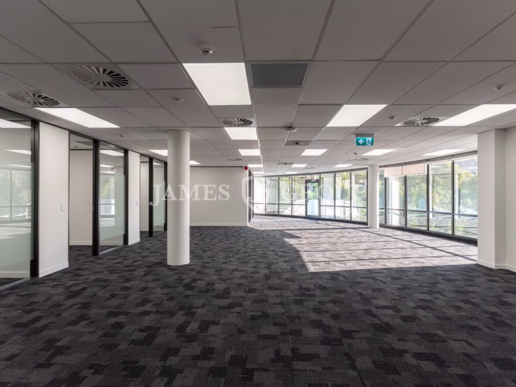 Grafton Office With Ample Rooms