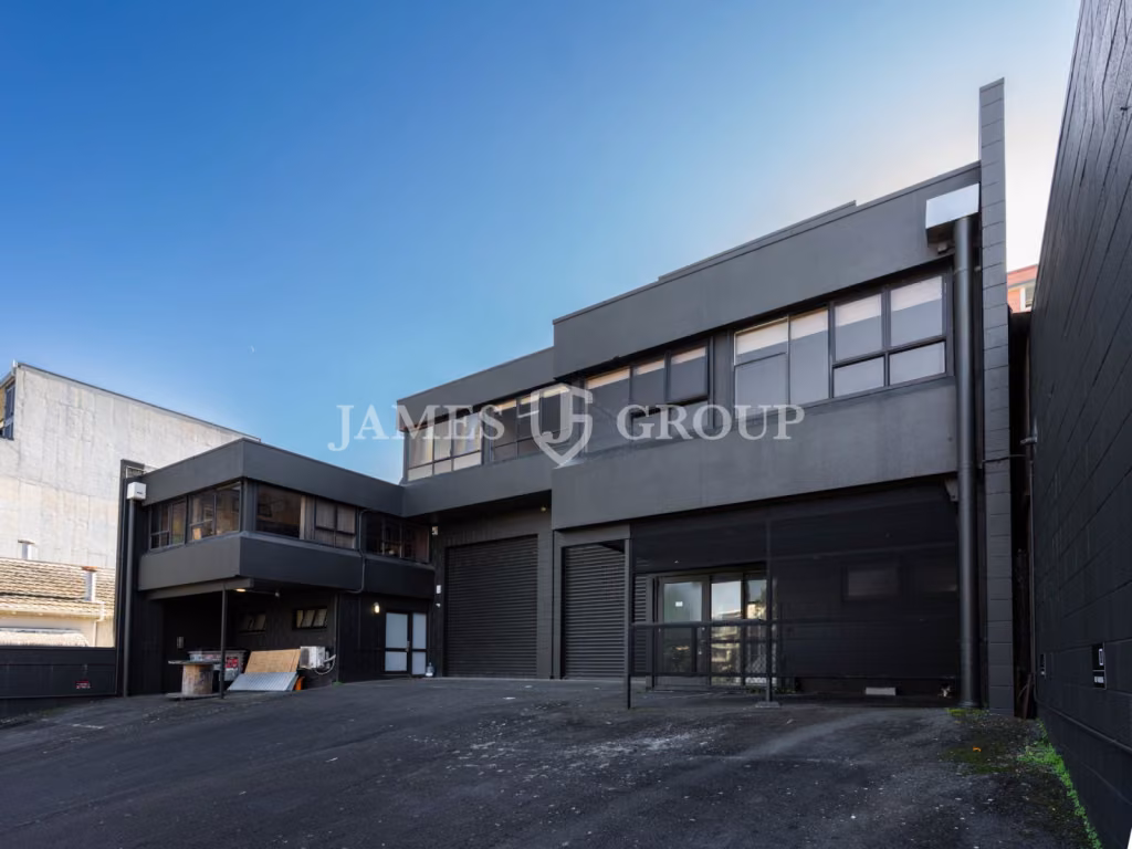 City Fringe Office + Industrial Combo