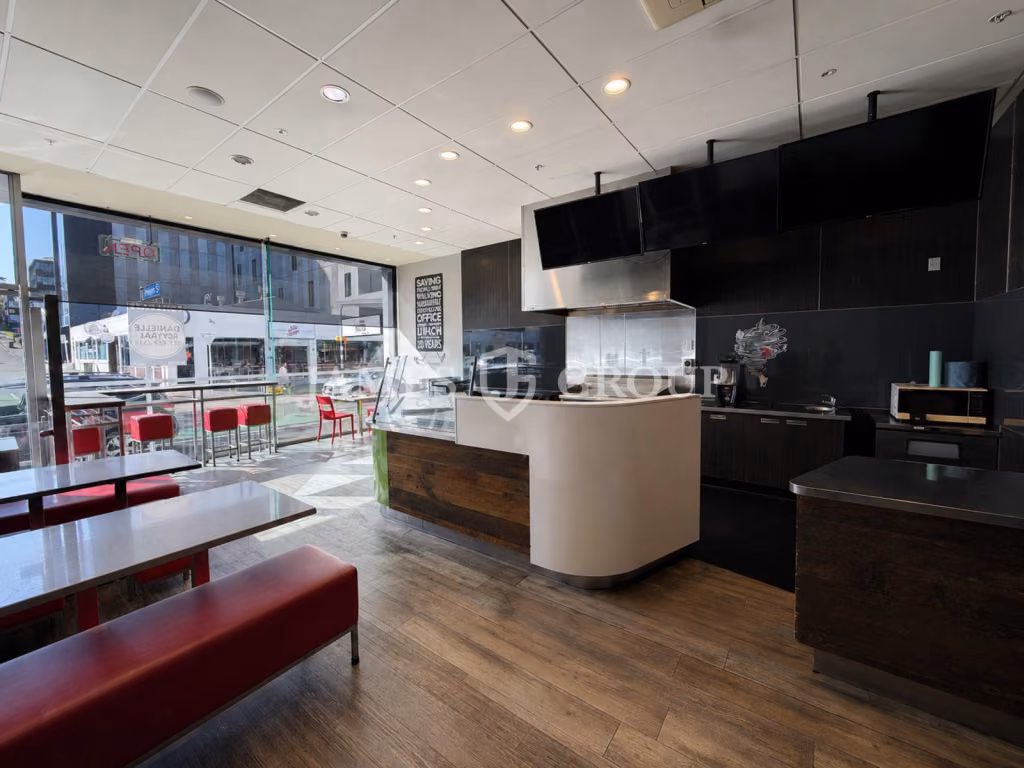 Turnkey Hospo In A Thriving Office Hub