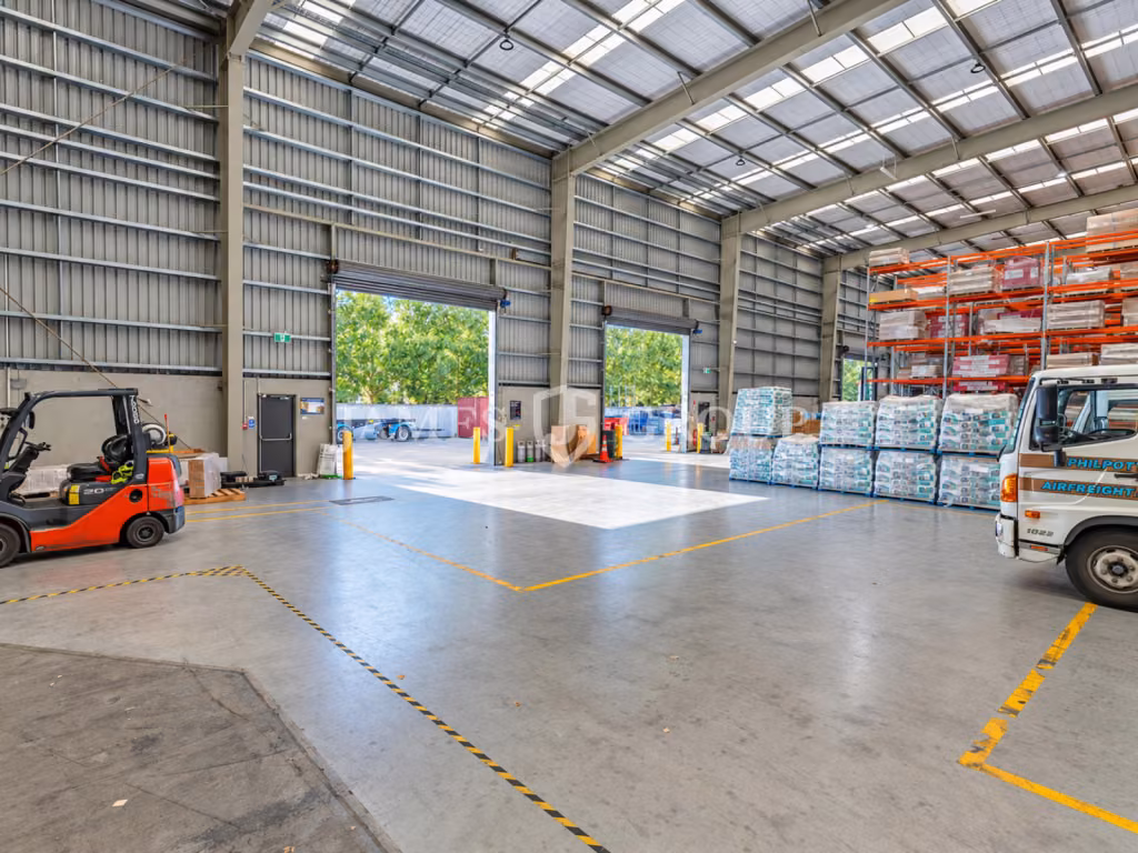 Up To 2,300m² | Pure Warehouse Opportunity