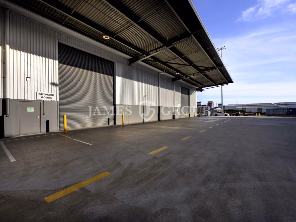 2,048sqm A-grade Warehouse With 1,255sqm Yard
