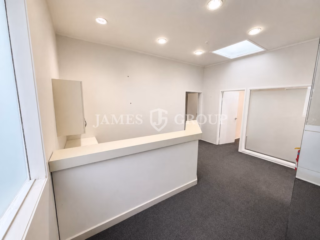 Versatile Ground Floor Office Or Retail