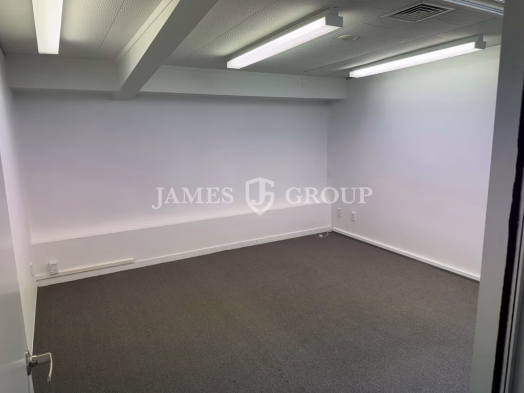Quality Office On The Edge Of The 1050 Precinct