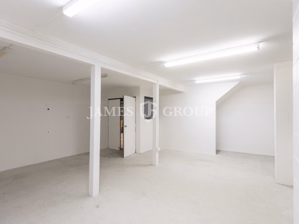 City Fringe Office + Industrial Combo
