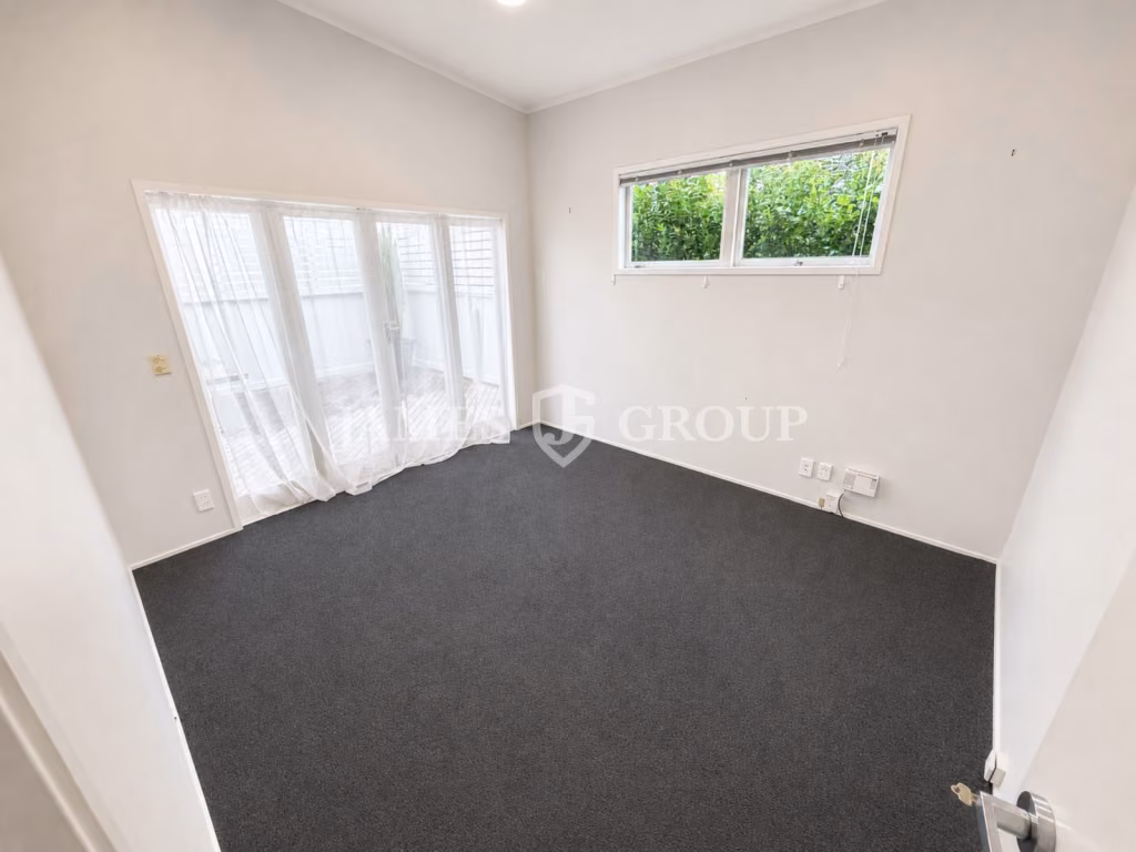 Versatile Ground Floor Office Or Retail
