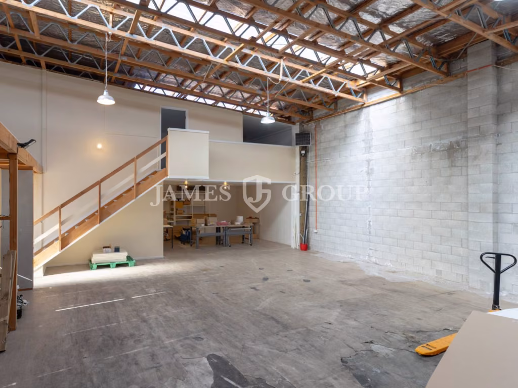 Quality Industrial In Established Location | 240m²
