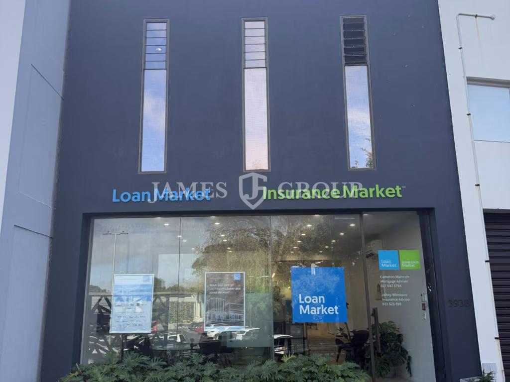 High-exposure Remuera Office