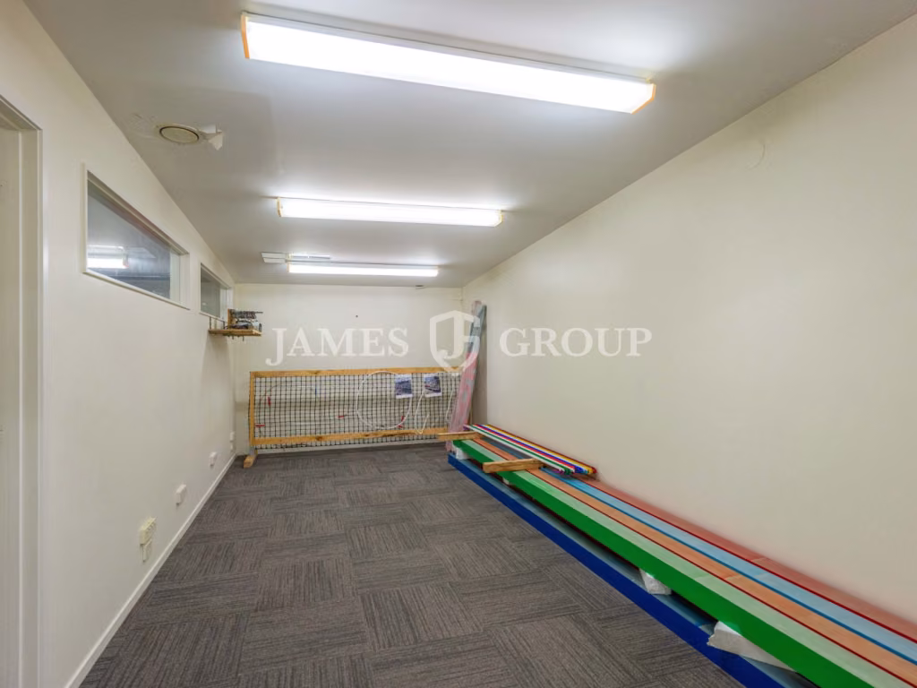 Vacant Possession |tilt-slab Airport Industrial