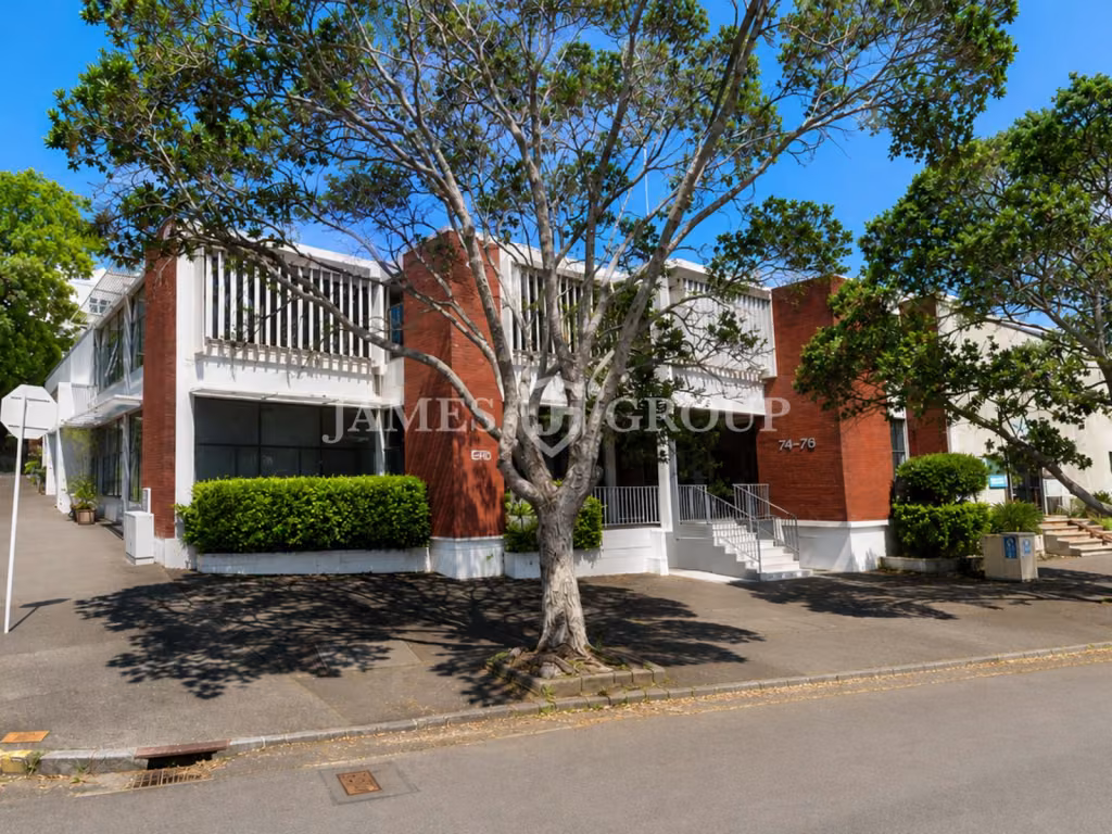Live/work With Three Bedrooms