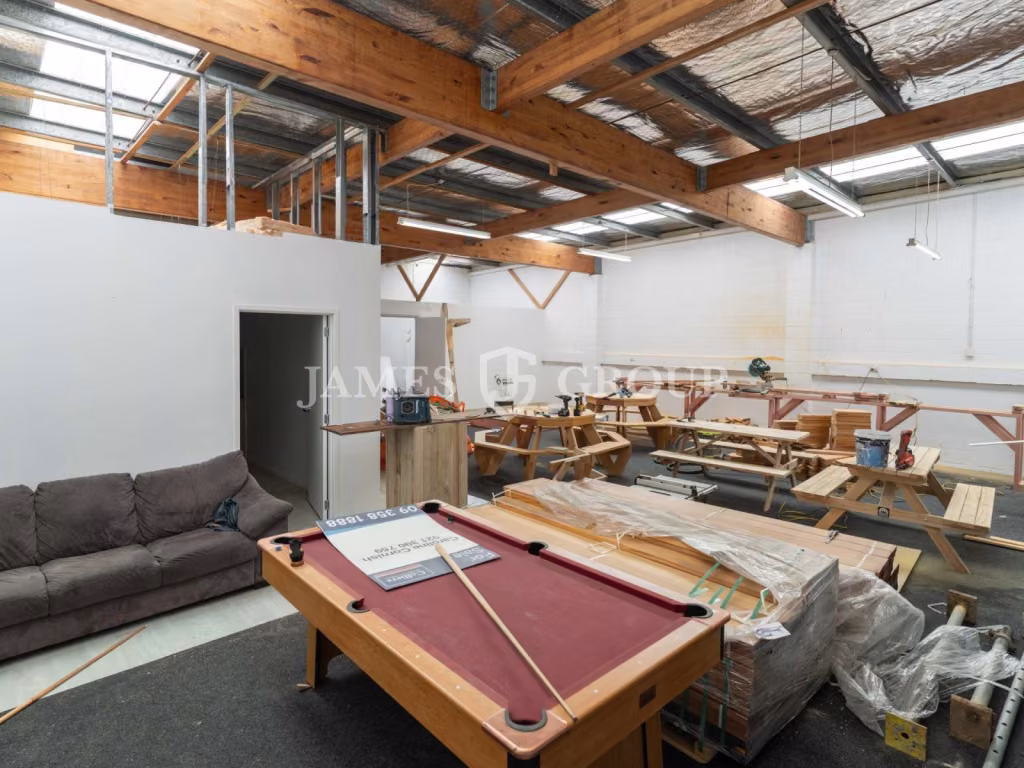 Versatile Henderson Unit | 237m²