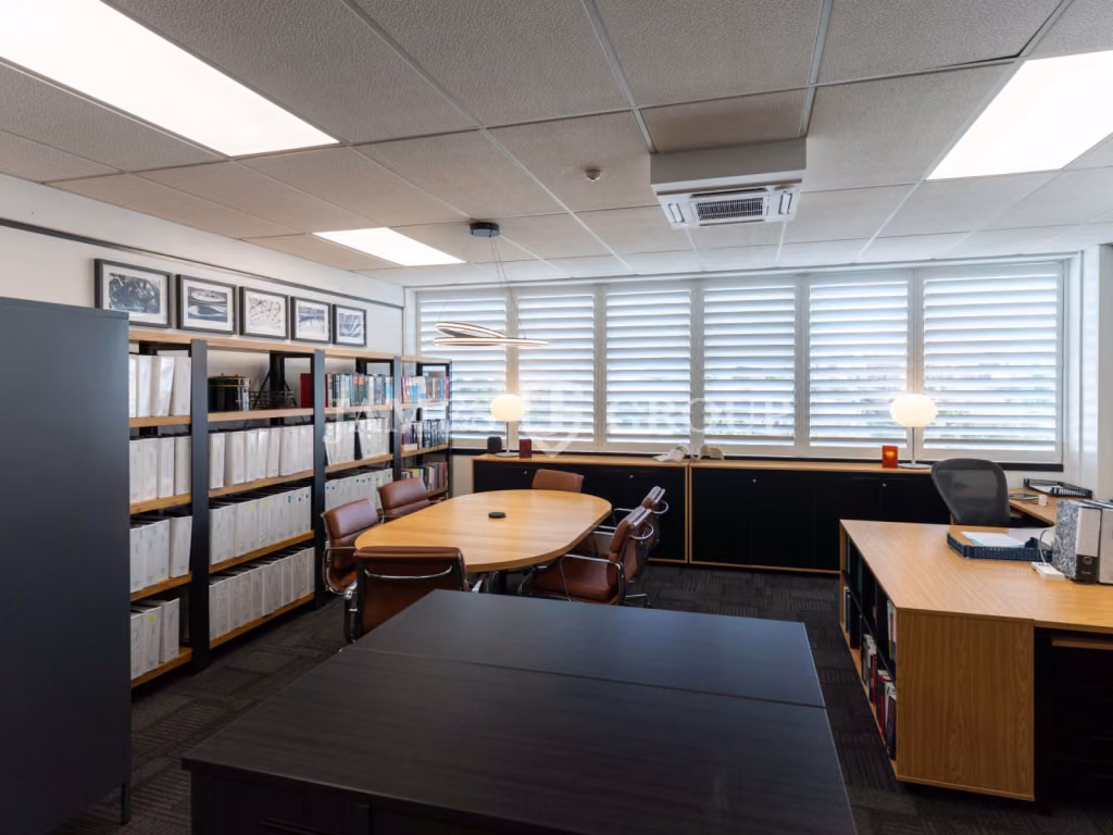 Full Floor Office In Parnell