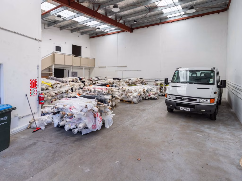 Versatile Eden Terrace Industrial Space