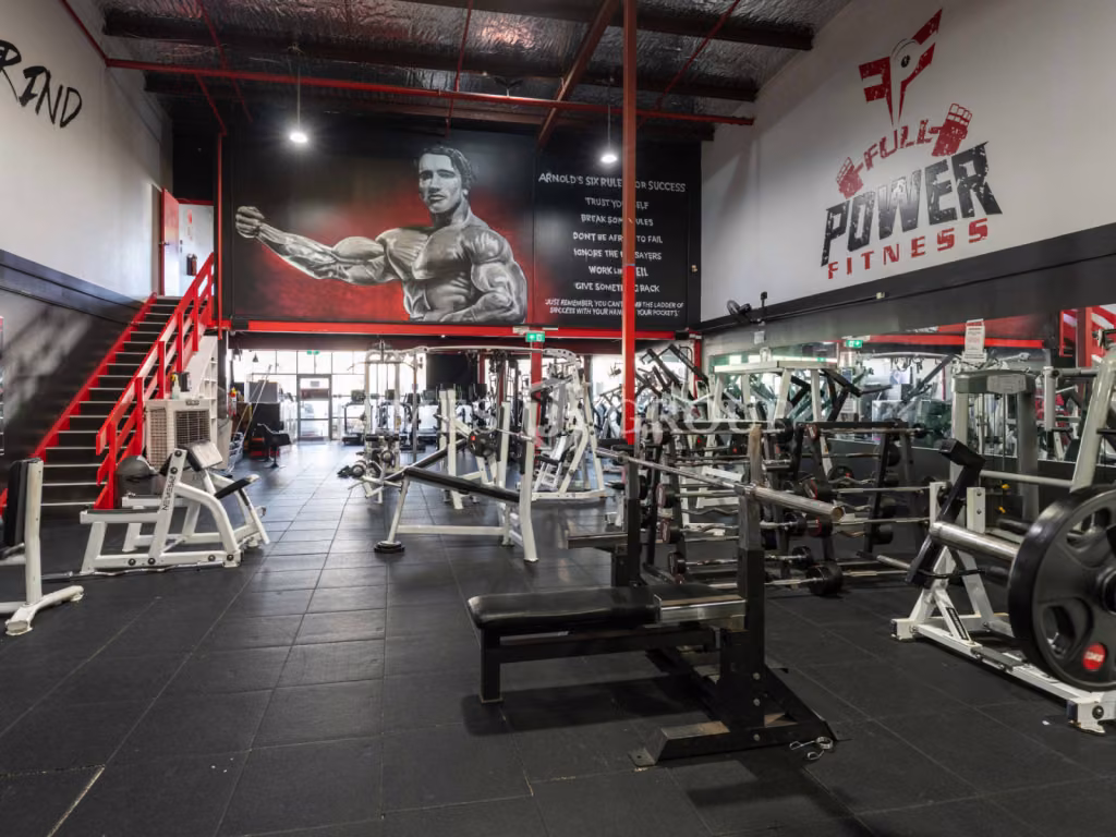 High Profile Trade Retail On Cavendish Drive!