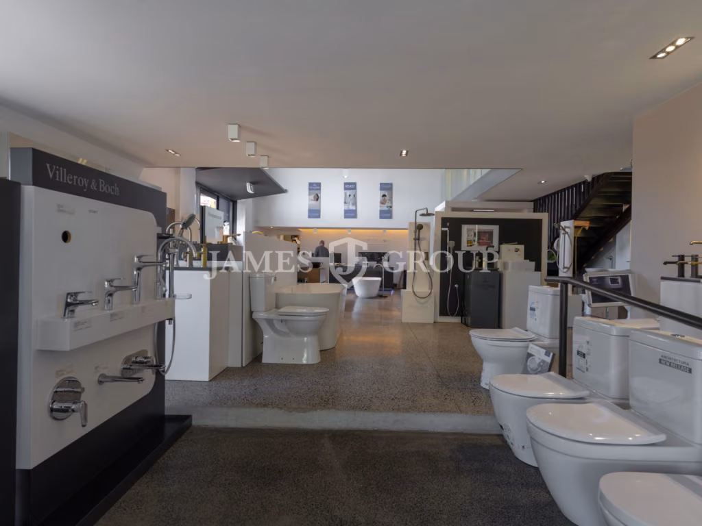 Rare City Fringe Showroom Opportunity