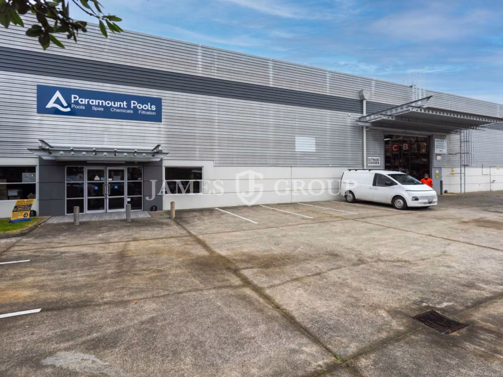 Maximum Exposure | Corner Industrial With Yard