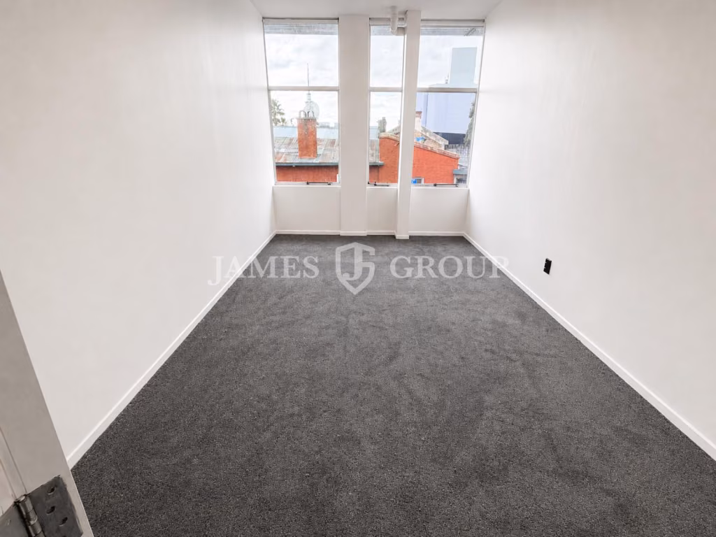 Live/work With Three Bedrooms