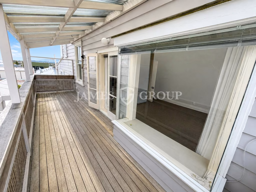 Character Live/work Space In Prime Herne Bay