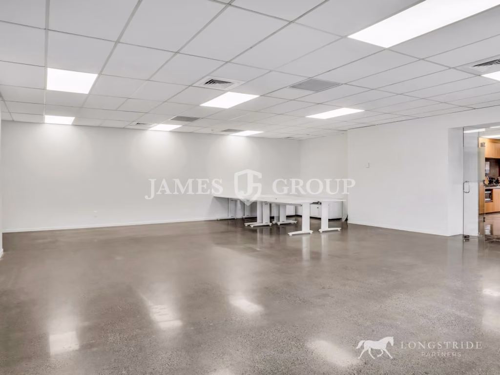 Premium Newmarket Office & Shared Amenities