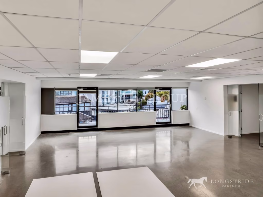 Premium Newmarket Office & Shared Amenities