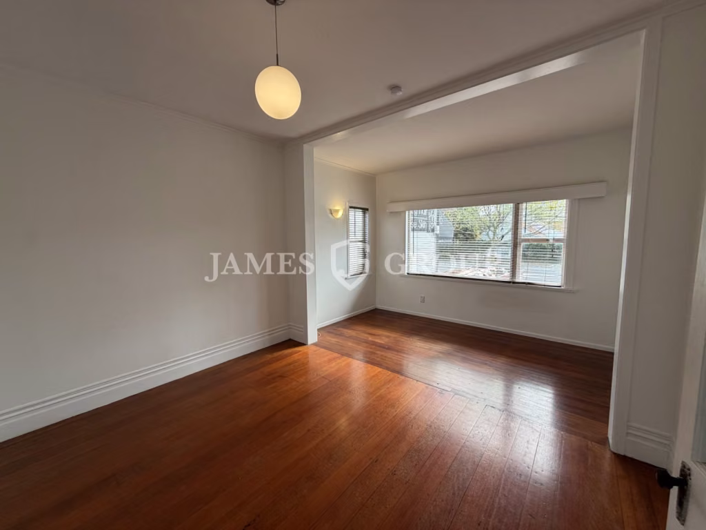 Affordable Character Villa / Live Work