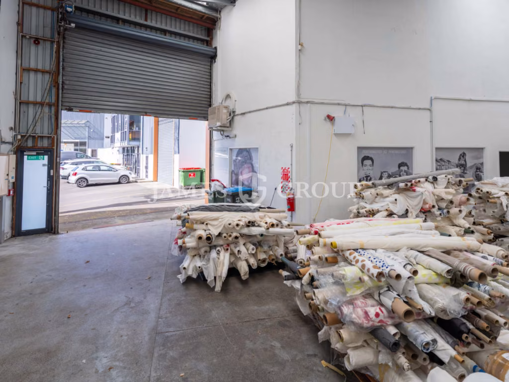 Versatile Eden Terrace Industrial Space