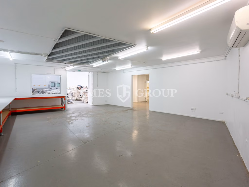Versatile Eden Terrace Industrial Space