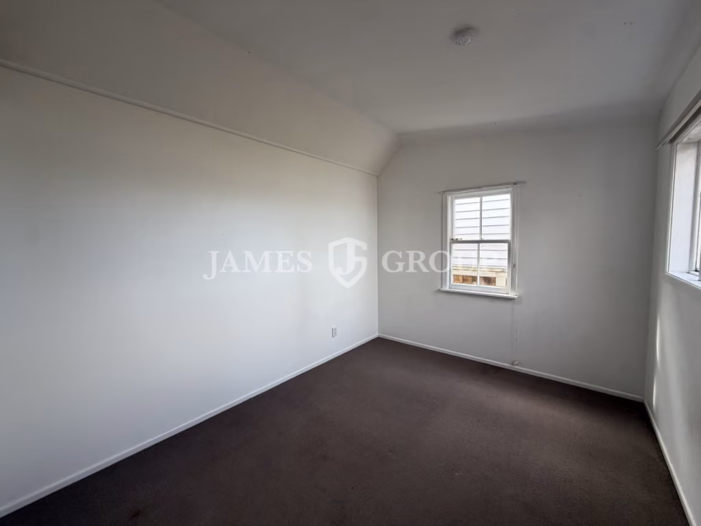 Affordable Character Villa / Live Work