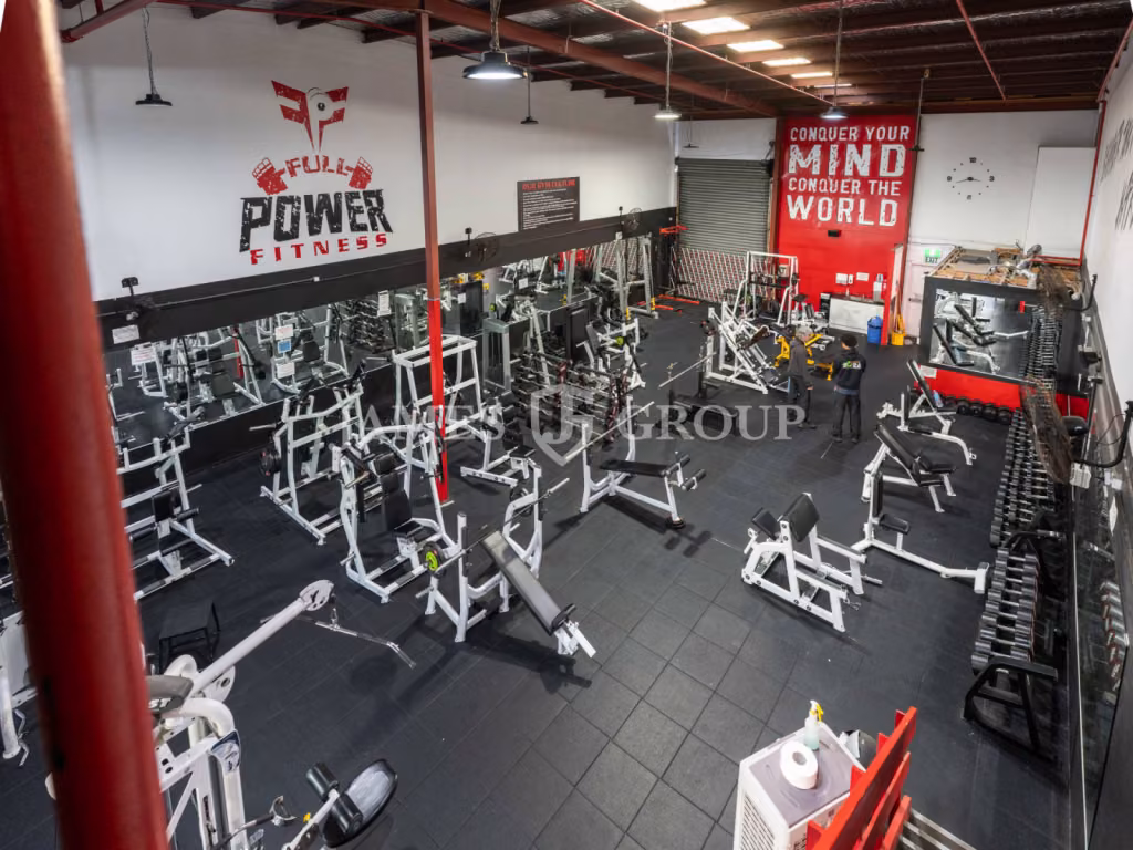 High Profile Trade Retail On Cavendish Drive!
