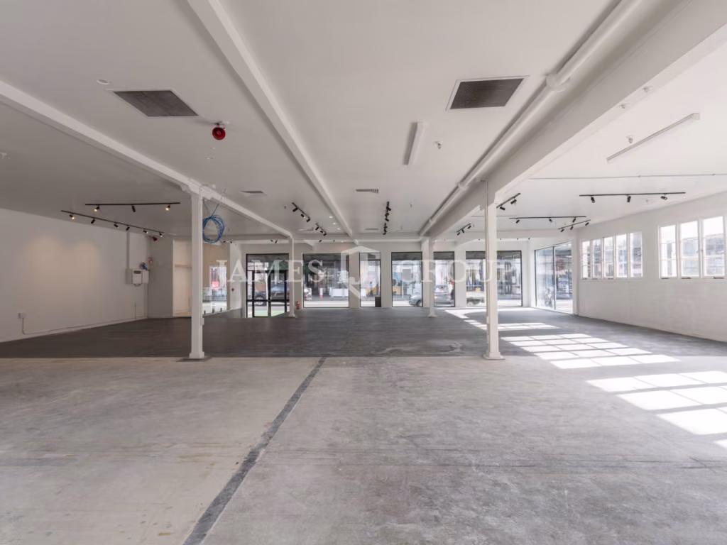 Unbeatable Exposure On Newmarket’s Main Strip
