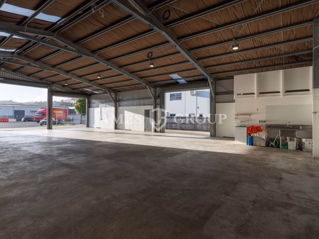 419sqm Heavy Industrial With Concrete Yard